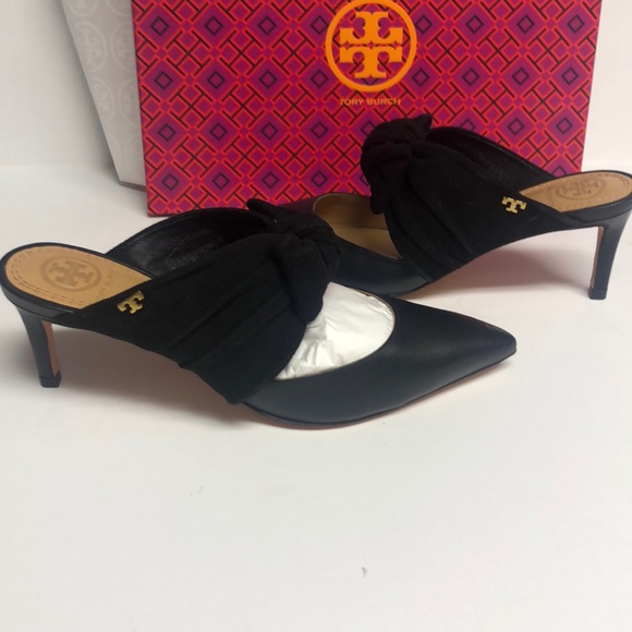 Tory Burch Eleanor Velvet Bow Mules Heels in Black - Picture 6 of 7